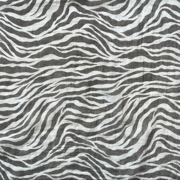 Large Vintage Zebra Print Scarf - Picture 7 of 7